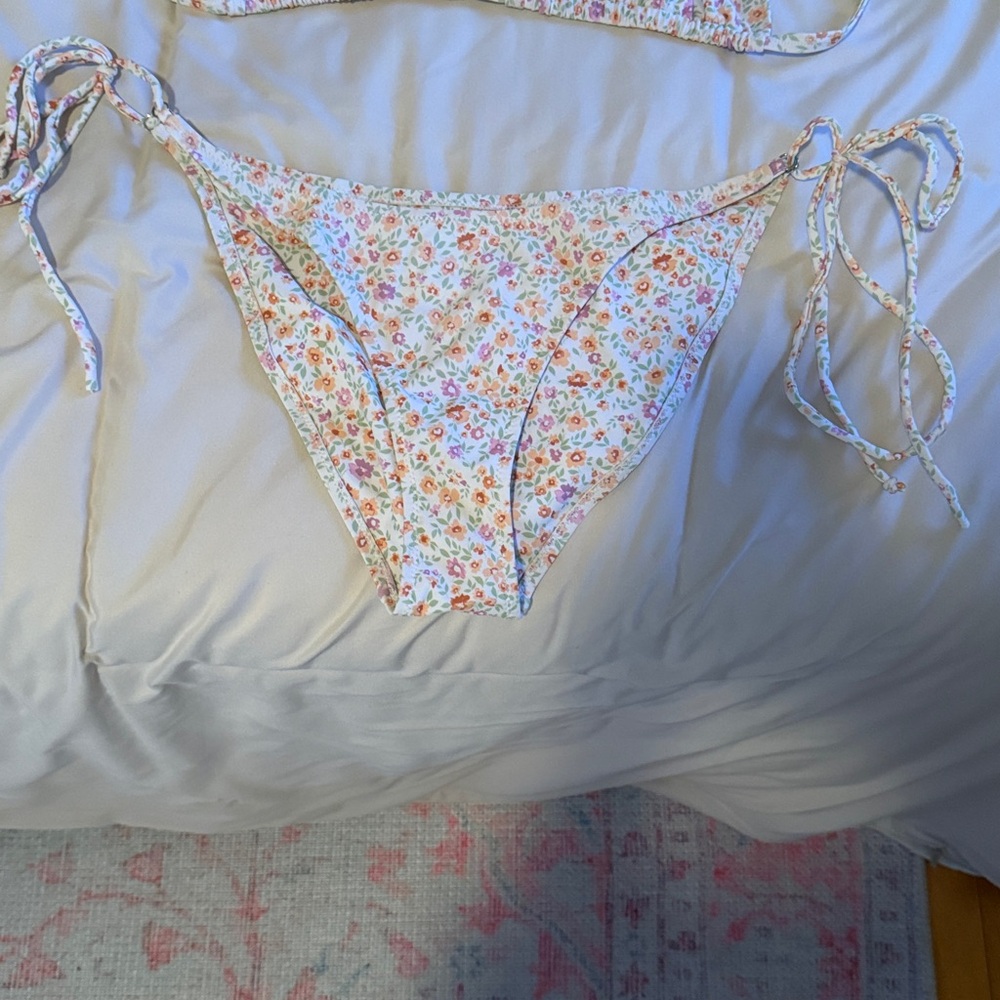 Kulani Kinis Floral Bikini Bottoms in Cream and Pink